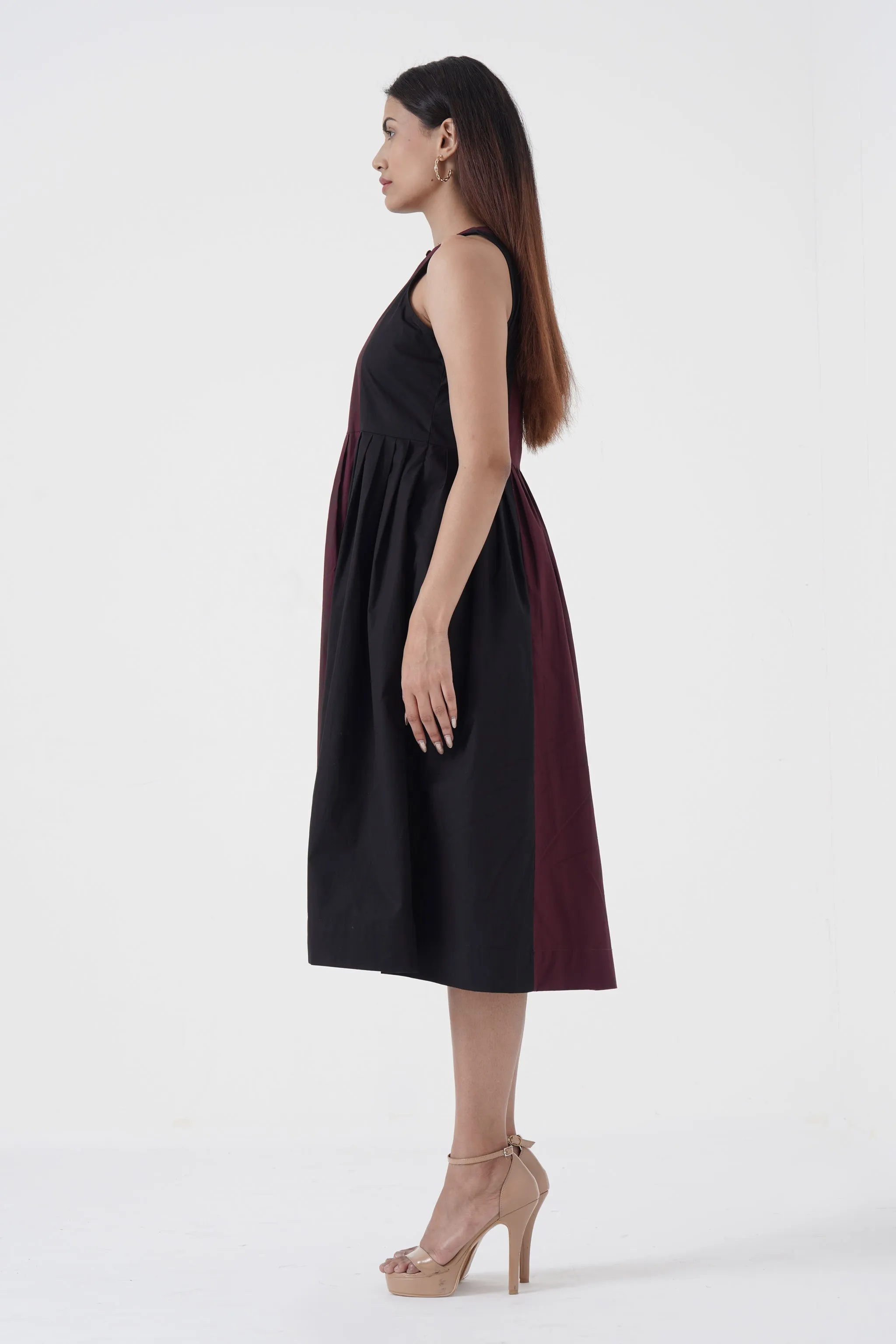 Bustling Soul - Back strap Tier Dress - Wine