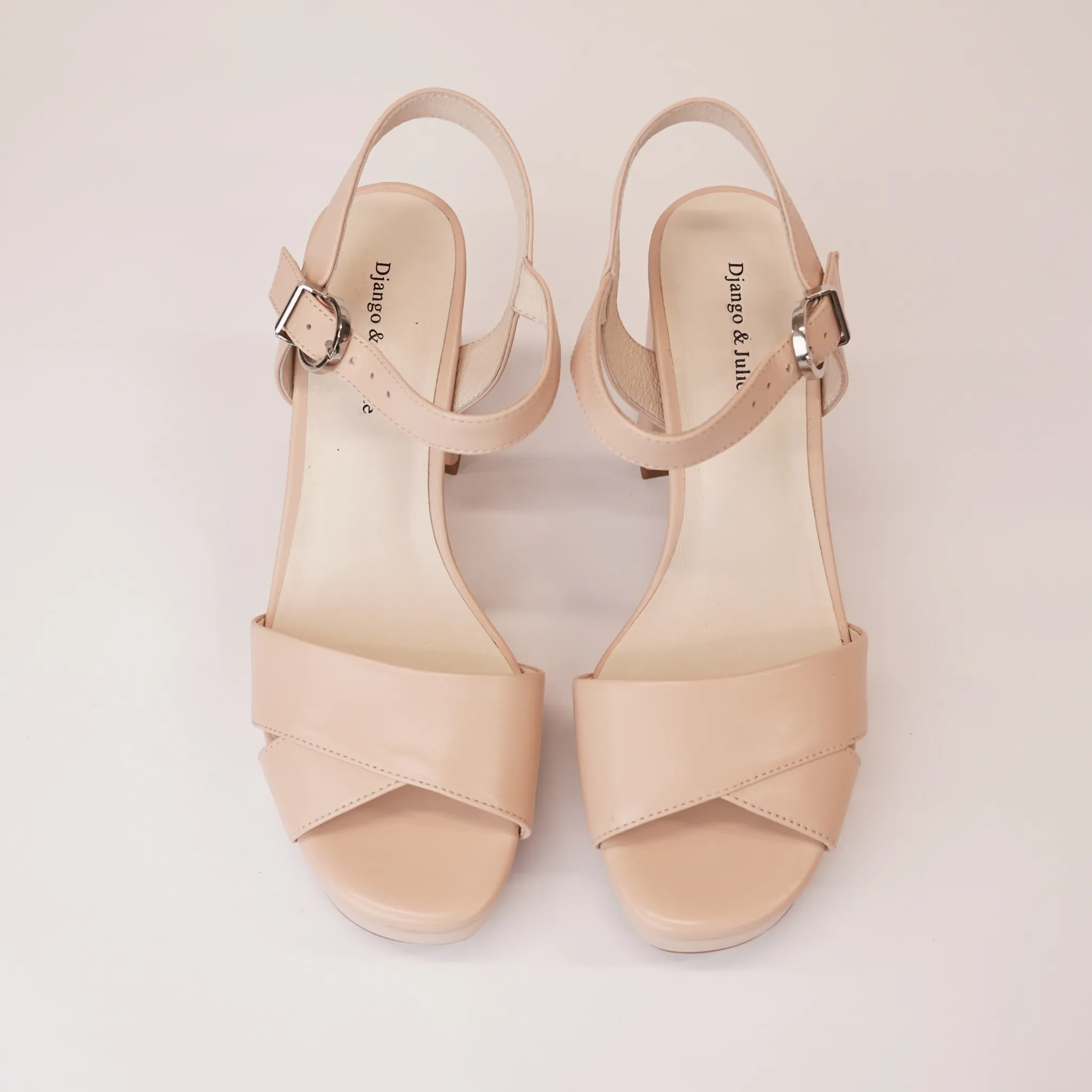 Onlee Cafe Leather Heels