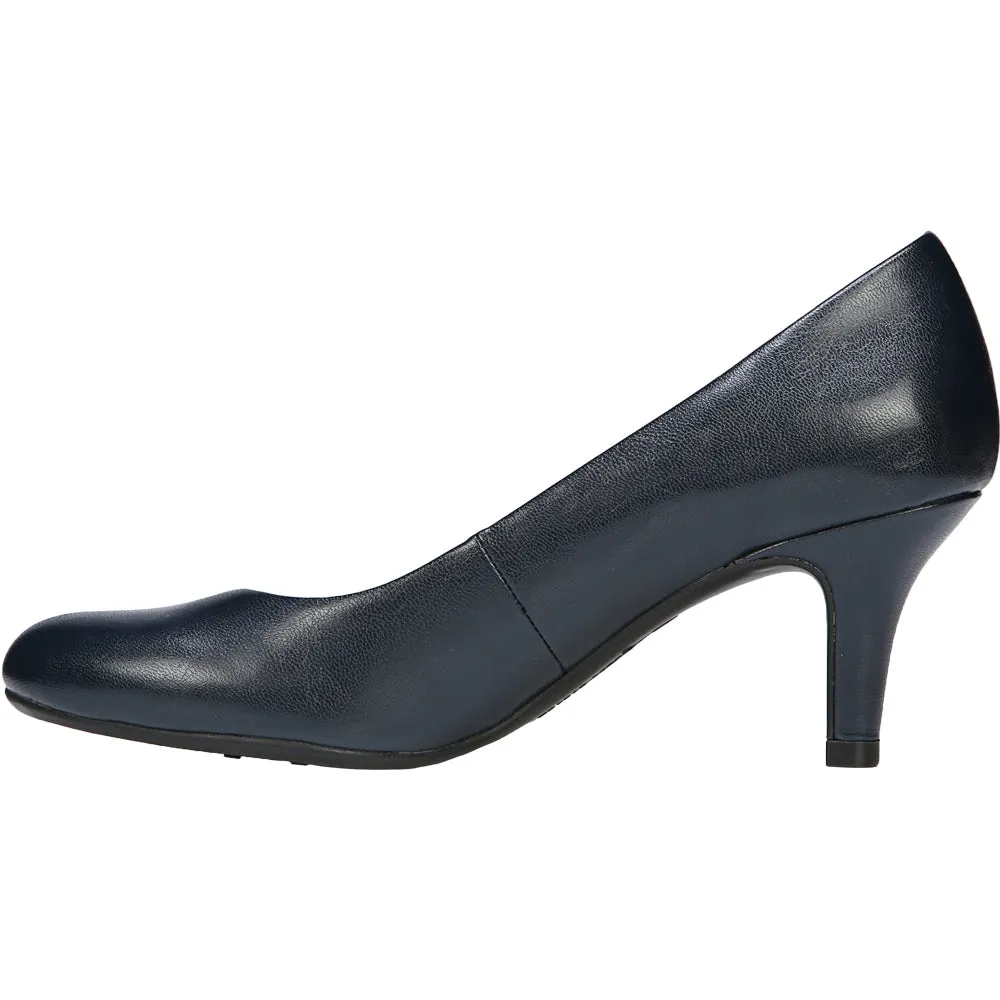 Parigi Round Toe Pumps