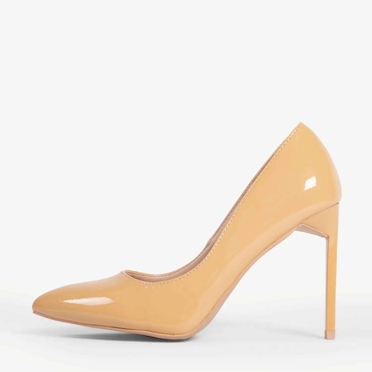 RAID Antix Wide Fit Court Heel in Nude