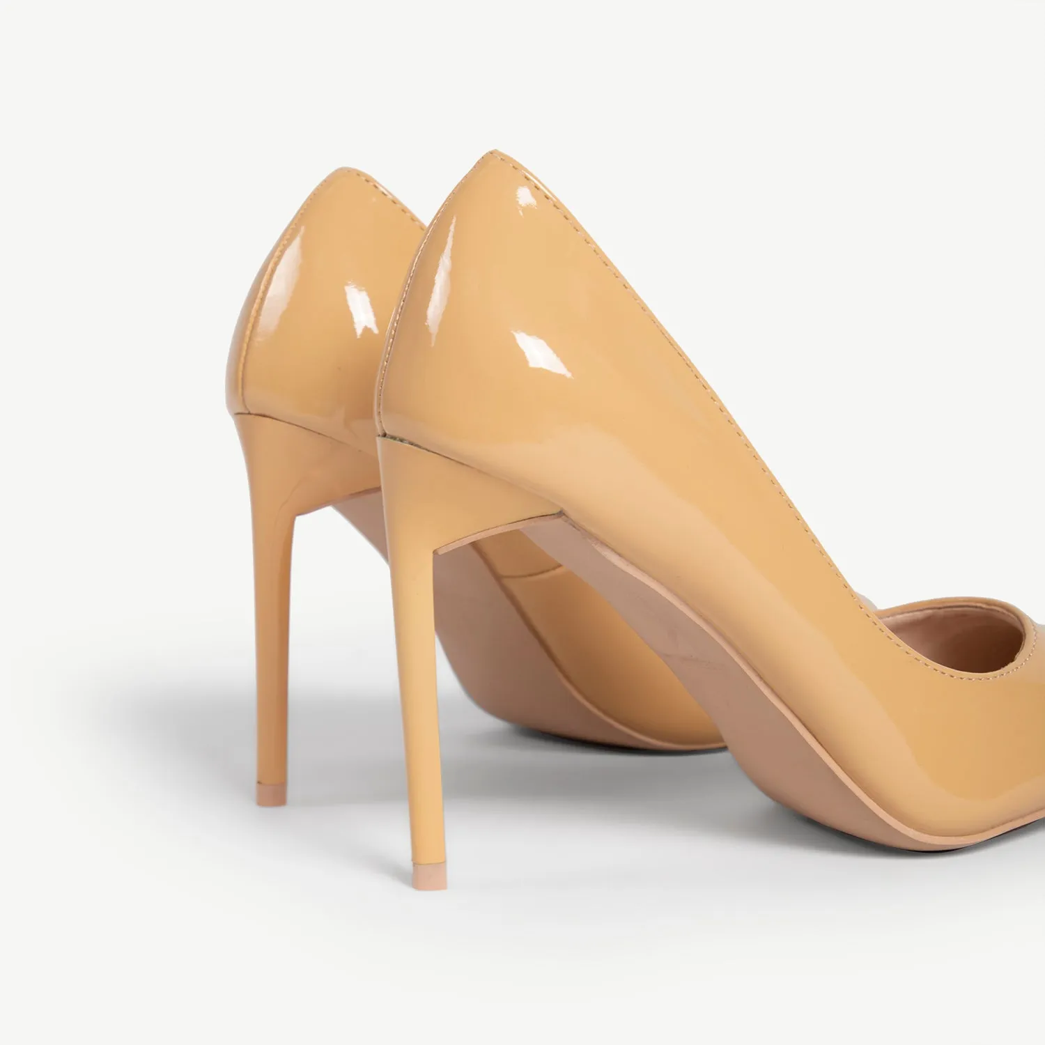 RAID Antix Wide Fit Court Heel in Nude