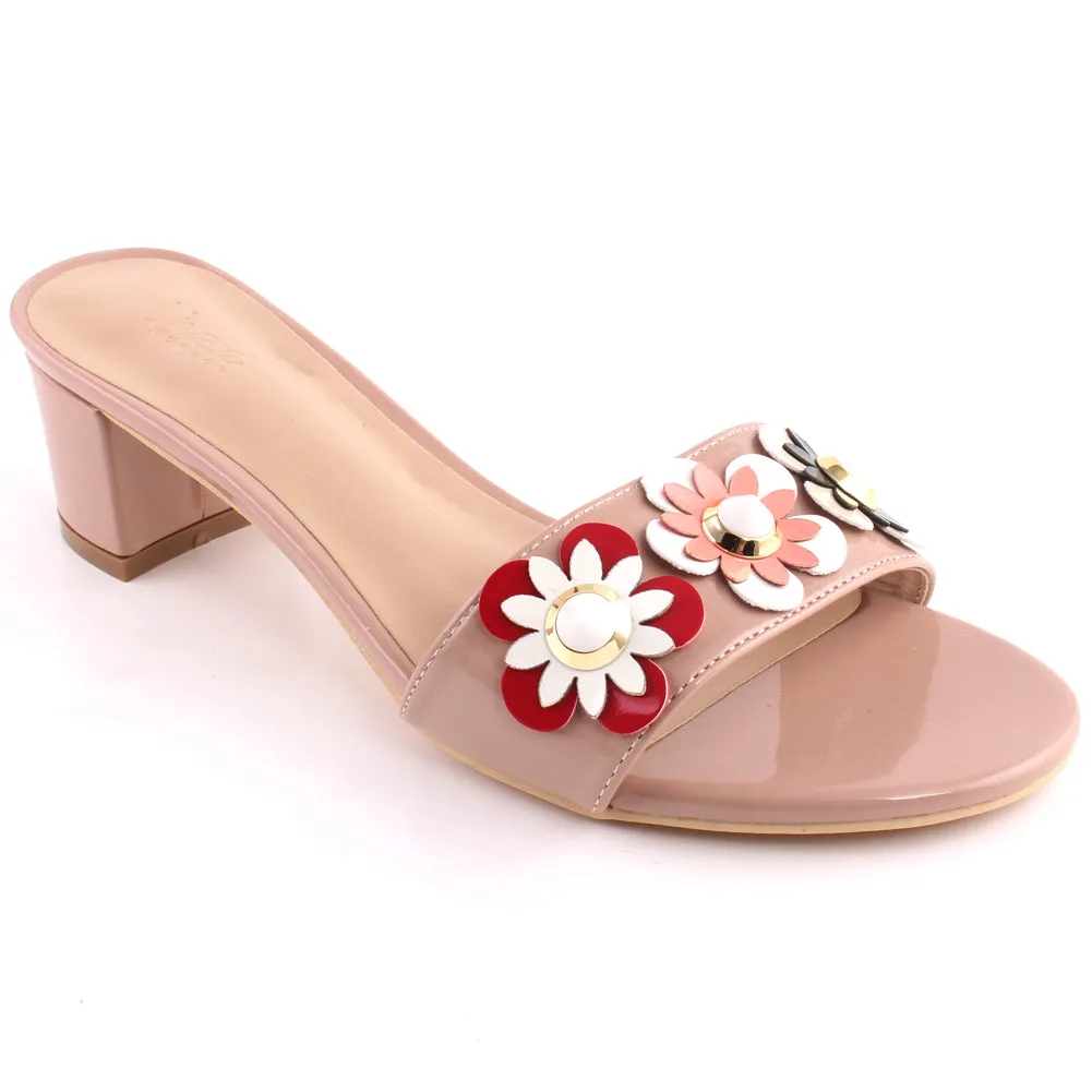 Women ”NEIMA” Flower Accented Open Toe Block Heel Sandals